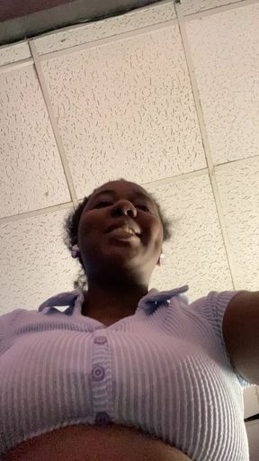 Showing Off My Pretty Ass, Watch My Gaped Hairy Pussy Queef And Fart