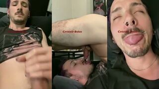 Alternative dude goes wild and takes a hot load in his own mouth