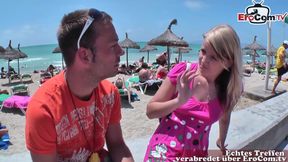 schlanke süße teen beim outdoor casting