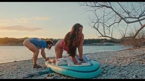 Latina mom and boyfriend have outdoor 69 position and cowgirl sex on the public beach