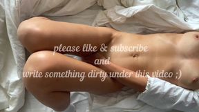 ???? Naughty Babe′s Solo Play in Bed &mdash;  Watching Porn and Moaning Loudly