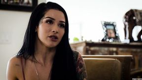 Teen Katrina Jade and Ebony Jenna Foxx share a cock