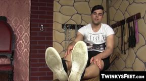 TwinkysFeet.com - The smell of feet makes Joel Vargas stroke his thick rod until he b