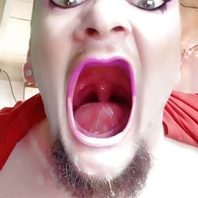 Huge Mouth Cum