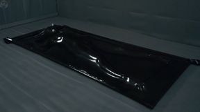 Dancing in a black vertical vacuum bed