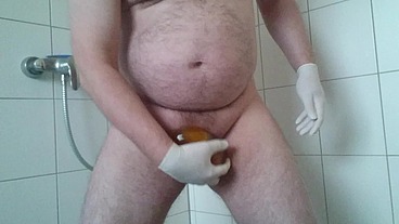 Geiles Spiel mit Pisse im Kondom ** Director's Cut **