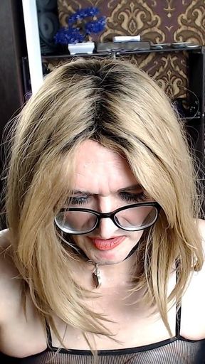 Whore with No Erection - Masturbates Its Small Penis for a Visitor to the Chat - Opens His Mouth and Waits for Sperm