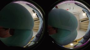 3DVR180 MARTINA ASS POV Crush Dwarf Engling