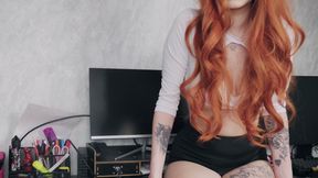Michael, Desk Support Can Make You Cum! Fuck Me