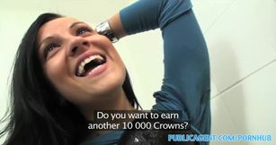 PublicPorn Sexy Claire getting fucked in restaurant toilets