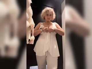 We will do it jointly! Let's go to the fitting room!