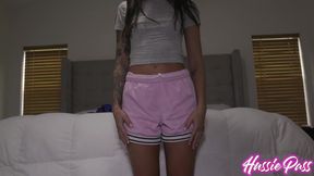 charlotte mae deepthroats brickzilla s thirteen inch bbc debut!