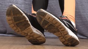 Slender 18 yo girl boasts about very dirty sneakers on camera, fc134x 1080p only18yo