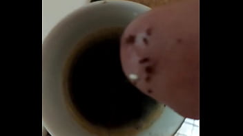Caf&eacute_ con crema