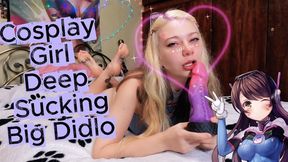Cosplay Girl Deep Sucking Big Dildo