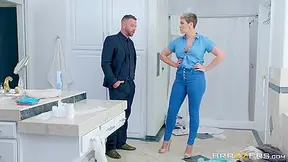 Short Haired Cougar Fucks Her Stepson In The Shower With Ryan Keely And Robby Echo