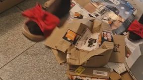 Crush boxes with my sexy red softclox