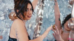 Ideal Festive Desire Ignites in a Solo Sensual Escape