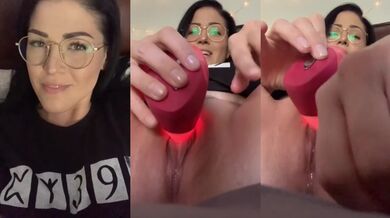 MILF's wet pussy taught me to eat it dripping grool for real orgasms