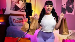 Beca Barbie forgets her stream is live