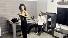 the secretary thanks the boss who gave her the suit for the company dinner by fucking him!