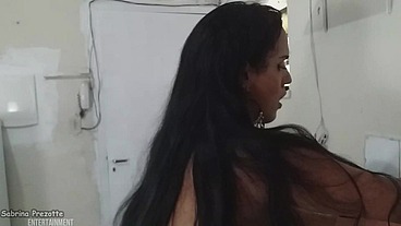 sabrina prezotte fudendo gostoso sua empregada victoria fox.