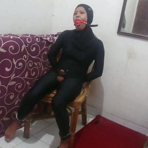 Catsuit Hijab Bondage