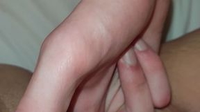 Sofia Avallone Gets Her Wet MILF Pussy Roughly Finger Fucked