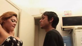 Tranny treats gay guy to her hard cock leaving his ass gapped
