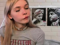 sexy amateur hot blonde teen show webcam