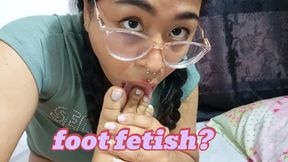 sucking my toes to fulfill your fetish