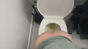 Pee & Pussy Play MP4 Full Version