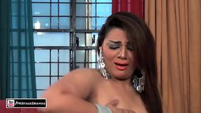 GHAZAL CHAUDHARY NEW BOLLYWOOD MUJRA - PAKISTANI MUJRA DANCE