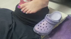 Croc foot worship