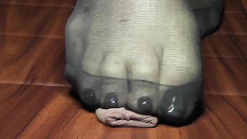 opening of the foreskin with the feet