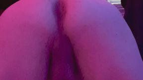 Bouncing plump bbw trans girl Lizzy shows you her happy hole