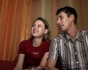 German swinger housewife fucking with her husband and the amazing Simones Hausbesuche