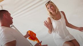 A gorgeous amateur blondie fuck a photographer then her BF walks in!