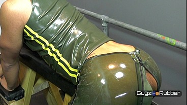 Guyzin2rubber, Rubber's in Their Jeans