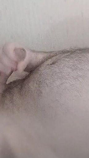 Short Masturbation and Cumshot
