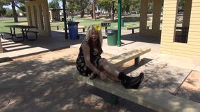 Sexy Mature Stupid Feet