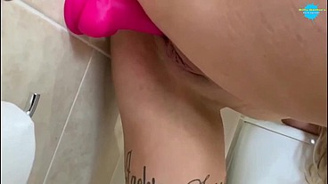 Adventures with a pink Dildo