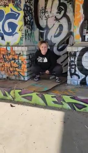 Public Pee at an abandoned foster freeze