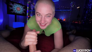 Big Natural Riley Nixon Gets Kinky With Cock - MrLuckyPOV