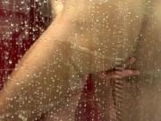 Sex unter der Dusche - MILF gibt geilen Rimjob
