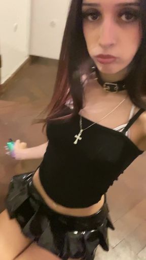 A slutie bby waiting to someone let me have funn text my in my free of