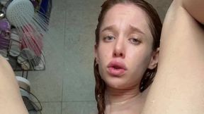 Video uploaded by @GingerChloe @Shower Sex & #Natural Big Tits #Redhead Porn #Solo #Naked #Shaved Pussy porn video film | Tik.Porn