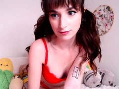 Amateur Webcam Teen Flashes Masturbates