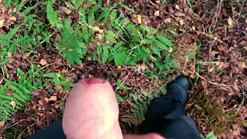 Outdoor Wank and Cum - SlugsOfCumGuy