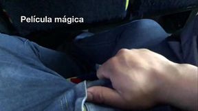 Exitado en el autob&uacute_s